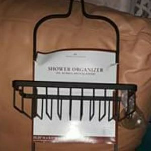 Shower organizer